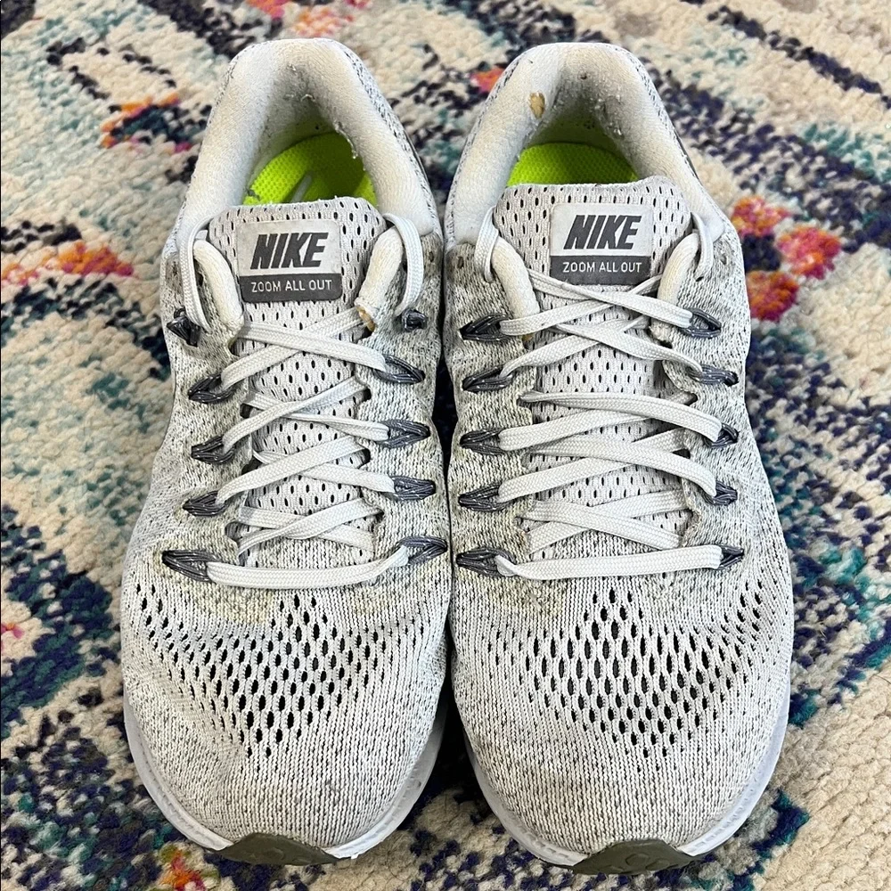 Nike Zoom All Out White and Gray Sneakers size 7.5 women’s - Picture 2 of 7